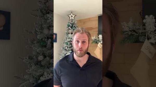 بالفيديو...شاب أمريكي يفاجئ المغاربة ويتحدث بالدارجة الشعبية بطلاقة كبيرة